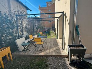 Charmant T2 en rez-de-jardin avec jardin privatif