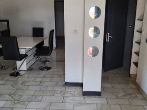 Appartement dans villa