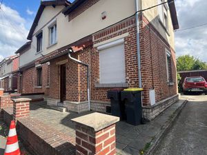 Maison semi mitoyenne 100m2 garage et jardin