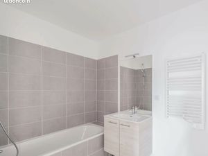 73m2 - balcon - parking