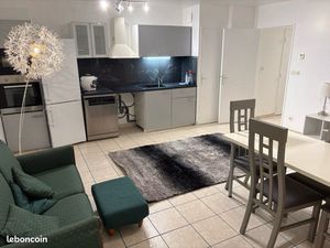 Appartement T3 meublé balcon garage ascenseur