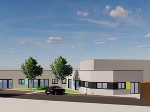 Local commercial 100 m² LANNION