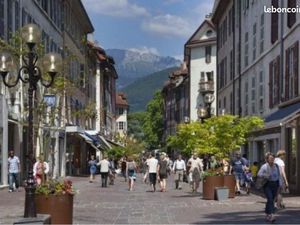 Commerce à vendre - centre ville d’Annecy
