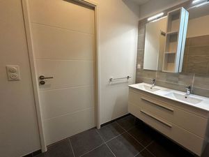 3 pièce(s) 78.98 m2