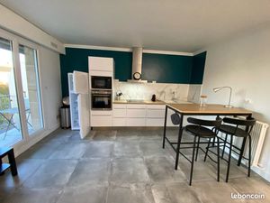 À louer grand studio meublé