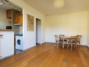 Le Cros 2 P au calme + parking + cave