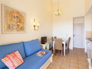 T2 45m² 1 Chambre + parking + terrasse vue mer + wifi + clim + Les Restanques de Saint Tro