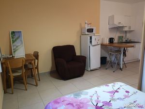 Studio meublé - Alès Centre