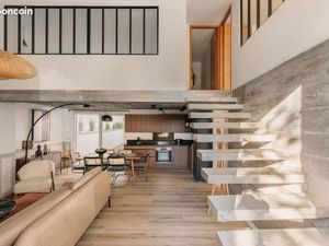 Loft/atelier/surface 4 pièces 102 m²