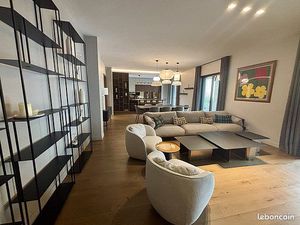 Appartement 7 pièces 164 m²
