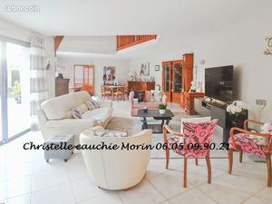 Maison 7 pièces 220 m²