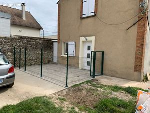 Angerville centre f1 avec terrasse