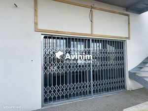 Local commercial 75 m² La Salvetat-Saint-Gilles