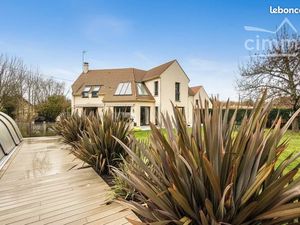 Maison 6 pièces 194 m²