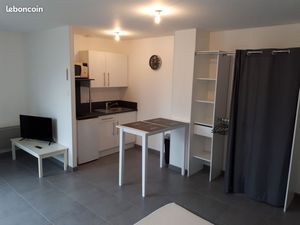 Grand studio meublé  Cholet centre (St Pierre)