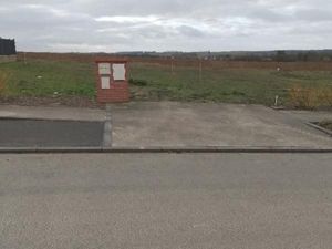 Terrain 704 m² Persan