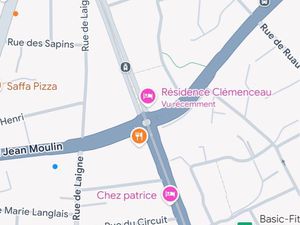 À louer dans résidence garage fermé et sécurisé