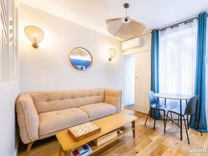 Loacation T1 totalement rénové 29.6 m2 - 600 charges comprises