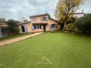 Maison 6 pièces 122 m²