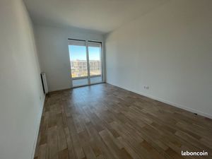 BORDEAUX BRAZZA RESIDENCE VERT'UOSE T4 110m2 1455.52 eau chaude  eau froide et chaufage co