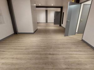 Local commercial 160 m²