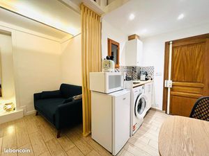Studio de 19m2-Vieux Nice- Climatisé- pour location courte/moyenne durée