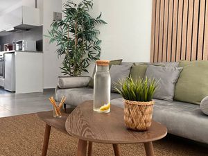 ? Dernier étage • Sans vis-à-vis • Lumineux • Calme • Idéalement situé ? secteur Républiqu