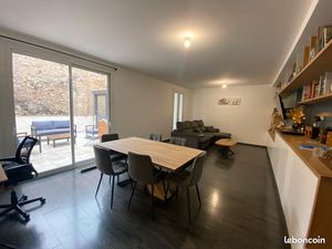 Appartement 5 pièces 137 m² avec garage fermé privatif