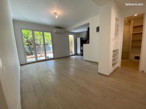 Appartement T3 climatisé de 47m2 avec terrasse et jardinet