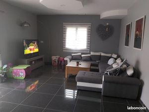 Maison 6 chambres avec grand terrain et terrasses – Aigues-Vives (11800)