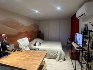 Studio 26m2 refait à neuf