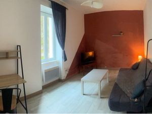 Studio meublé proche guinguette