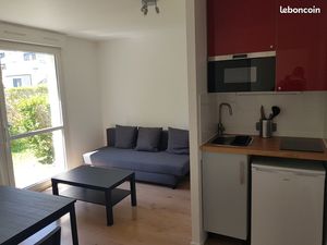 Appartement F2 de 31m² meublé avec terrasse et parking privatif en sous-sol