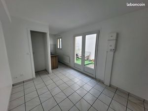 Location 2 pièces 24m² Vitry sur seine