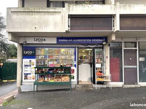 Vente murs de boutique rue Henri Barbusse à Villejuif