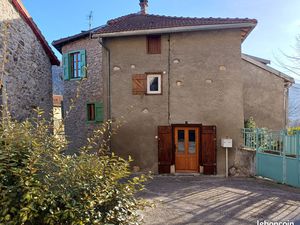 Maison centre village Arignac à 3 km de Tarascon-sur-Ariège (non meublée)