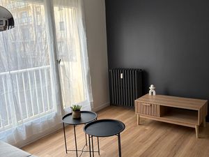 T1 bis meublé refait à neuf avec parking privé - Caen