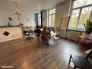 Bureaux partagés disponible Place Jean Jaures