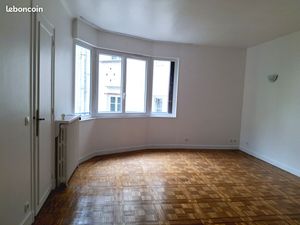 Rue Bixio - Paris 7ème - T1 42 74m²