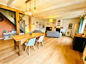 Longere de charme avec grand jardin