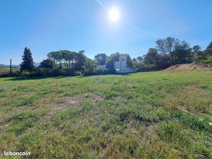 Terrain 1206 m² Aix-en-Provence