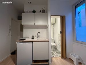 Studio meublé et équipé