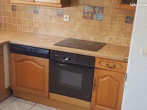 Loue appartement de type F2 (70 m2 ) meublé