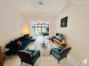 Maison de ville 8 pièces 218 m²