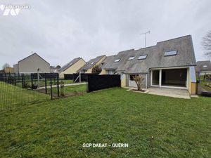 Immeuble 700 m² LOUVIGNE DU DESERT