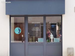 Loue local  commerce  bureau à Rosporden