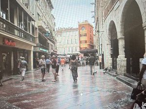 Local commercial numéro 1 la loge Perpignan