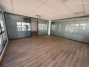 Bureaux 85 m²