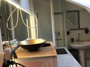 À louer studette bien équipée