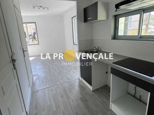 Studio 1 pièce 23 m²